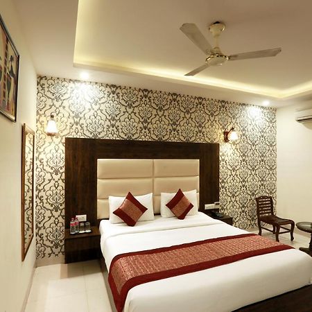 Travel Inn At Delhi Airport Yeni Delhi Dış mekan fotoğraf