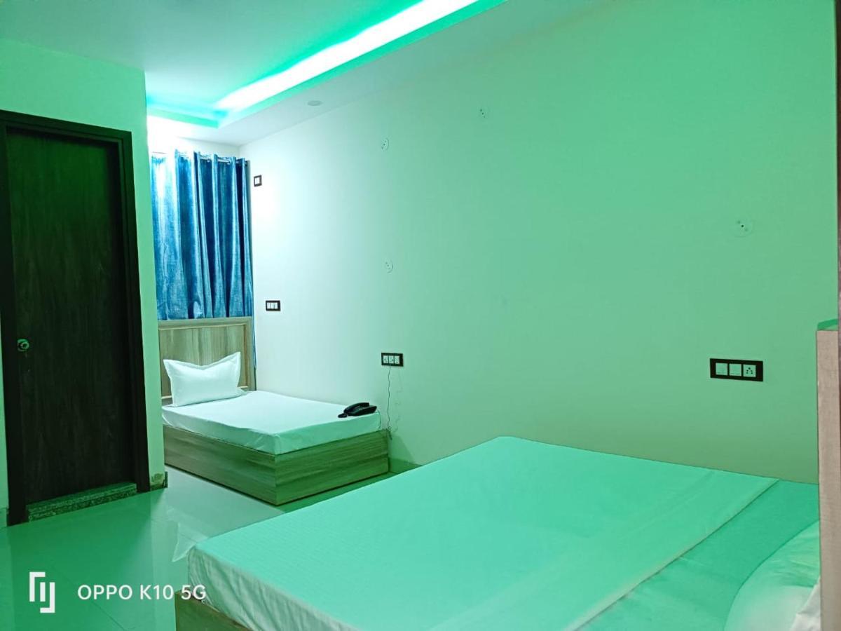 Travel Inn At Delhi Airport Yeni Delhi Dış mekan fotoğraf