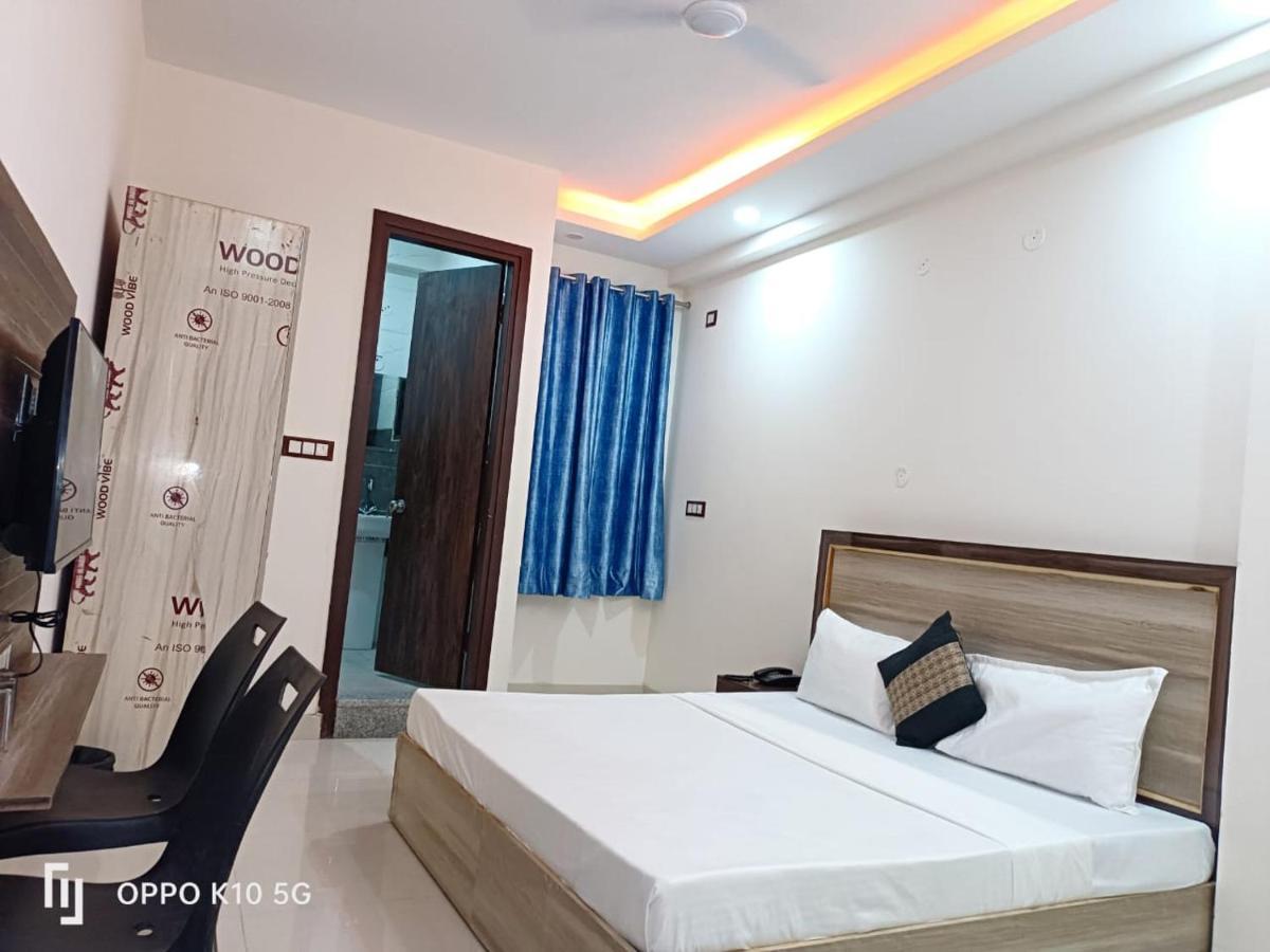 Travel Inn At Delhi Airport Yeni Delhi Dış mekan fotoğraf