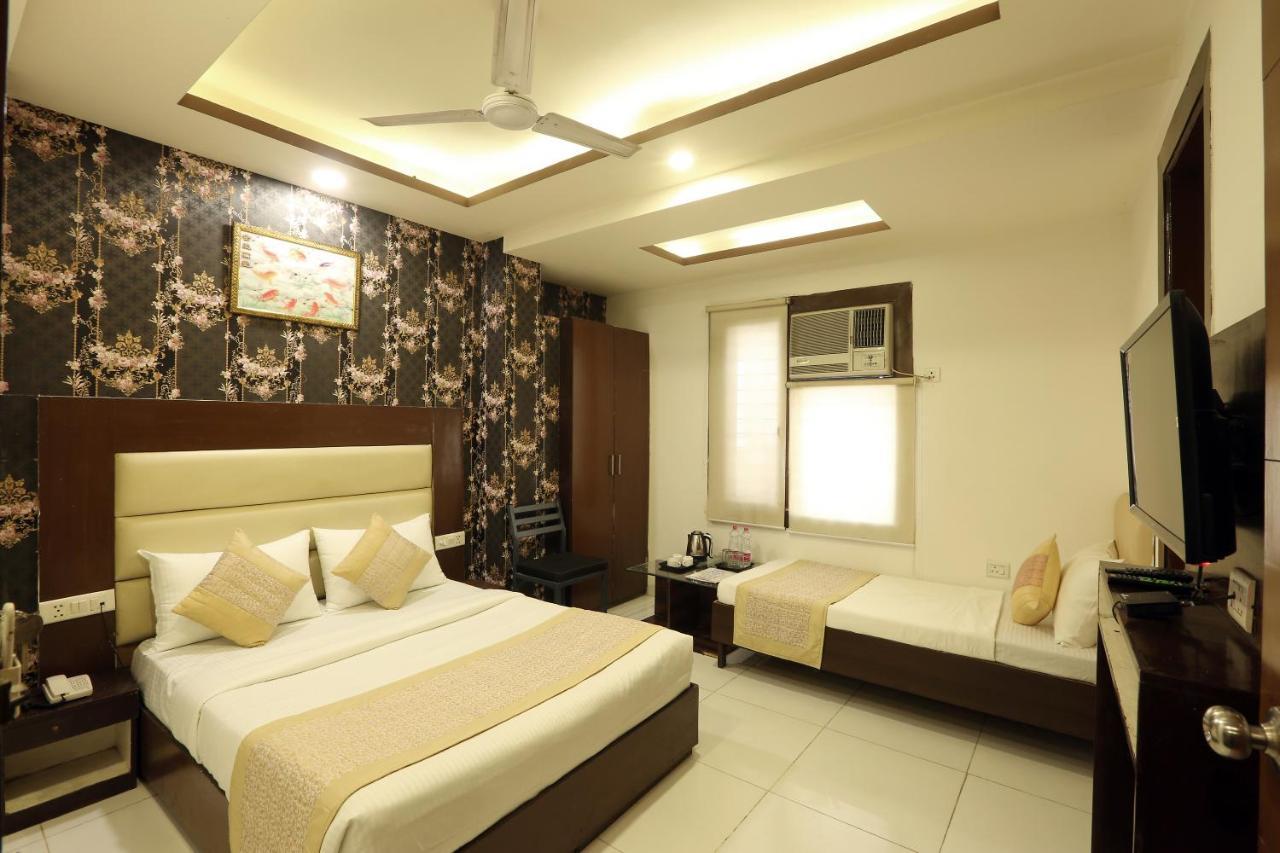 Travel Inn At Delhi Airport Yeni Delhi Dış mekan fotoğraf