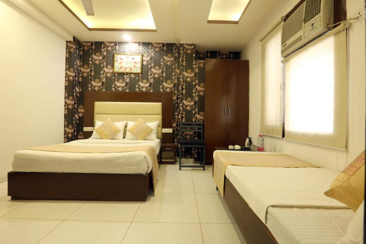 Travel Inn At Delhi Airport Yeni Delhi Dış mekan fotoğraf